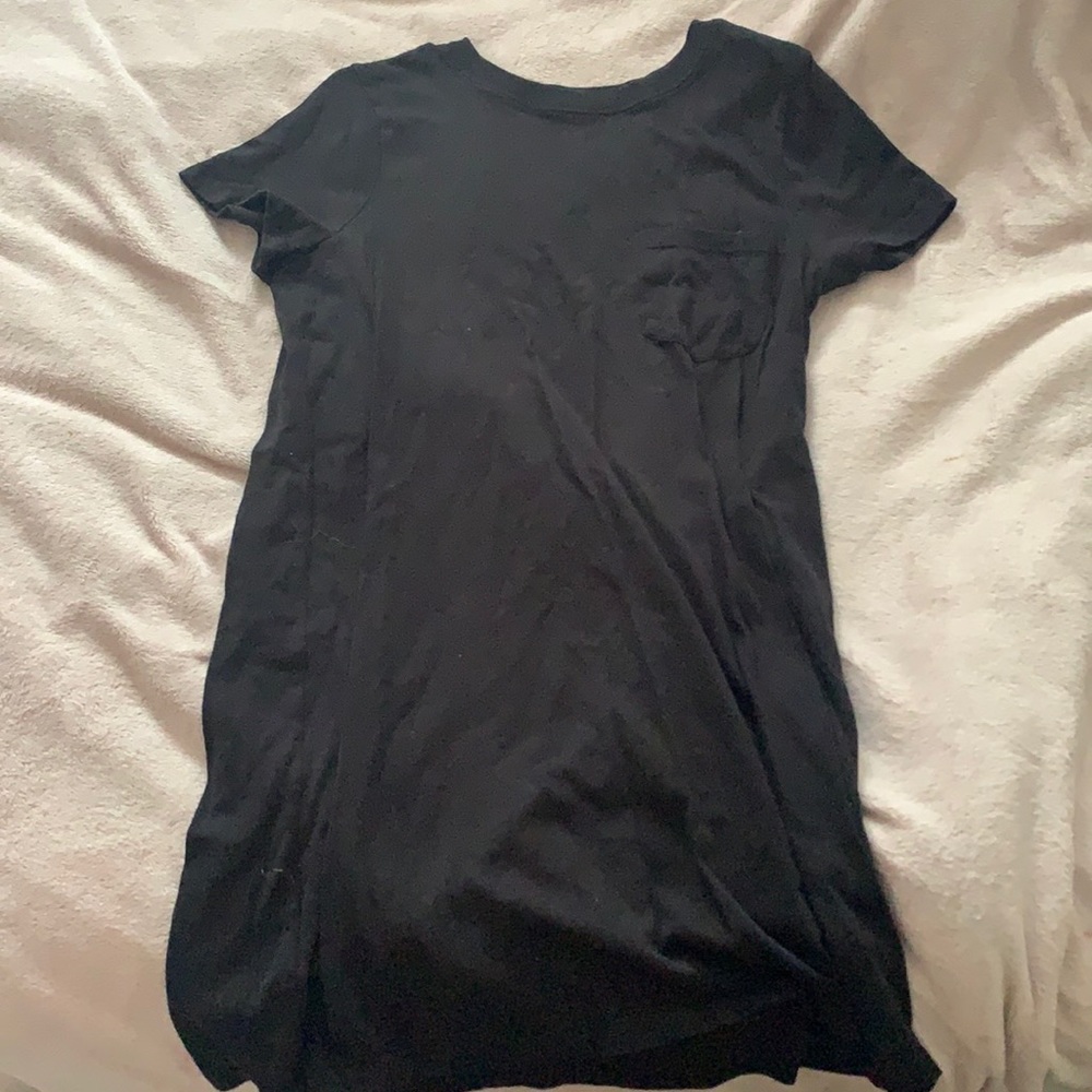Cute short sleeve dress!